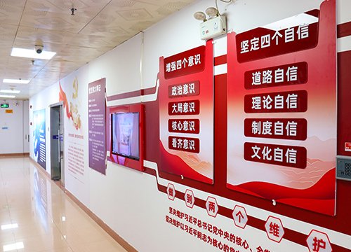 强化标杆引领，推进阵地建设